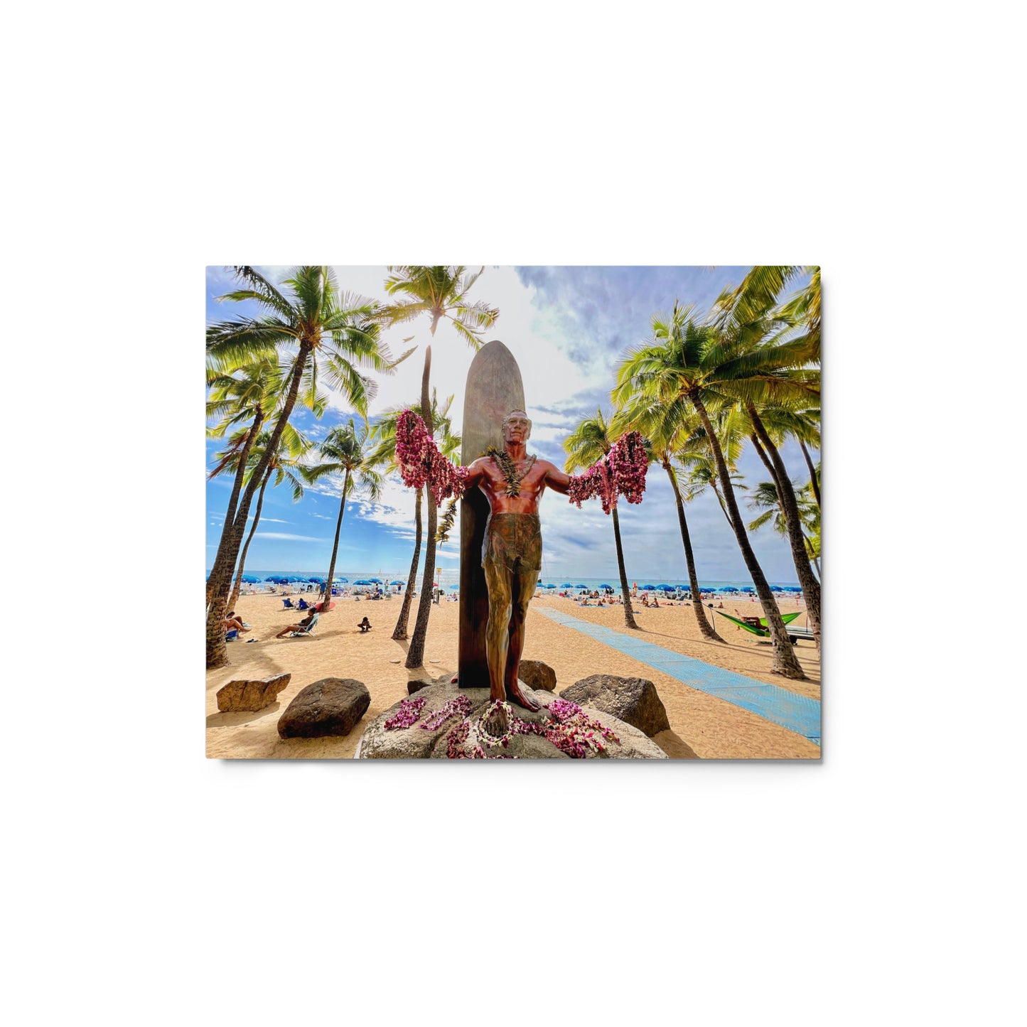 Duke Kahanamoku Statue, Oahu Hawaii  - Metal print